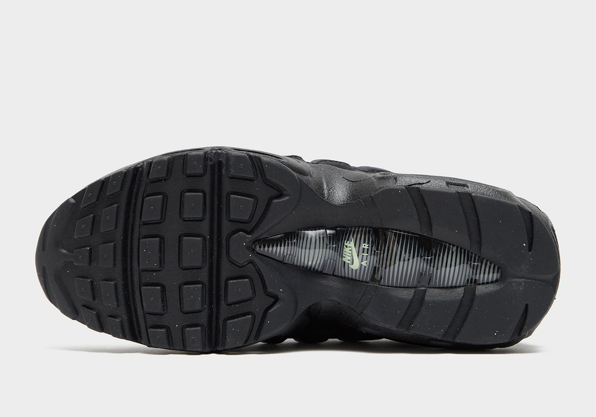 Nike Air Max 95 Black Vapor Green Anthracite Hm0622 001 1