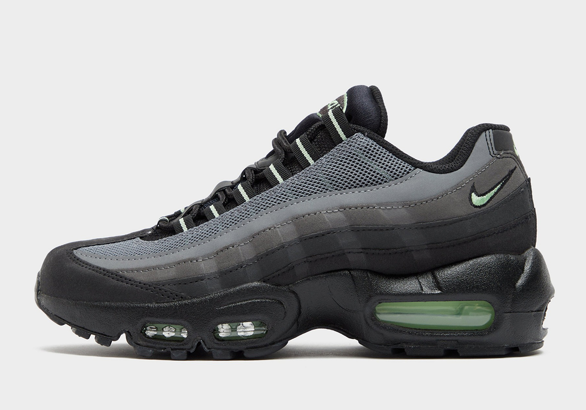 Nike Air Max 95 Black Vapor Green Anthracite Hm0622 001 4