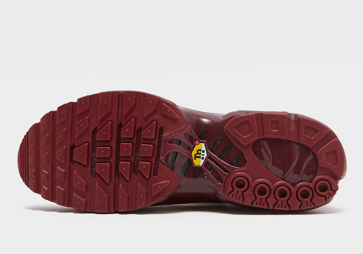 Nike Air Max Plus Tiempo Red White 3
