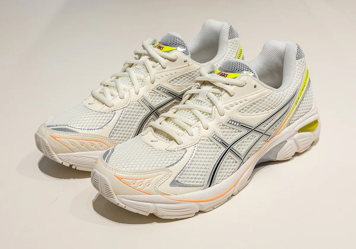 The ASICS GT-2160 Heads To "Paris"