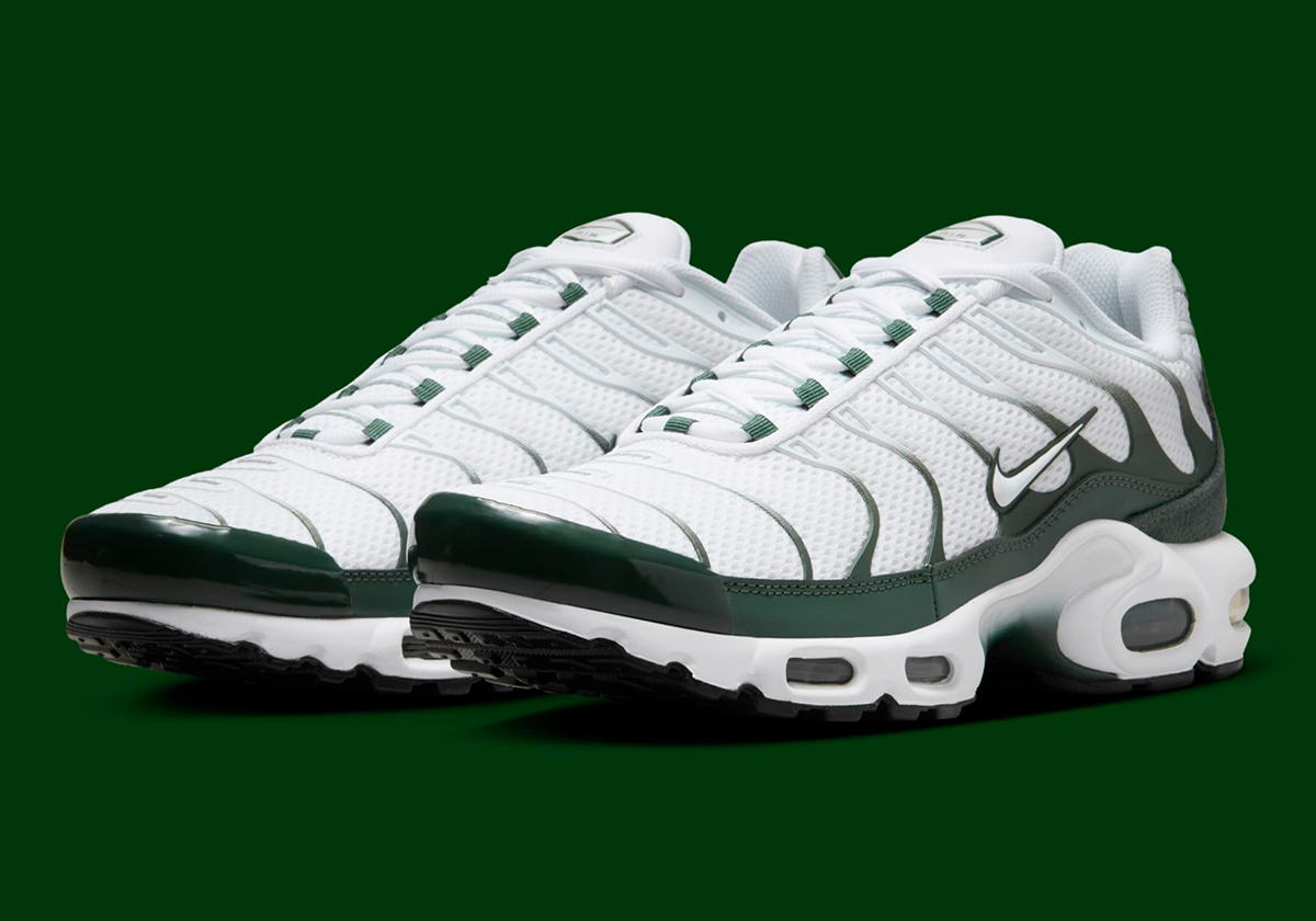 Nike Revisits "Notebook Scribbles" On The Air Max Plus