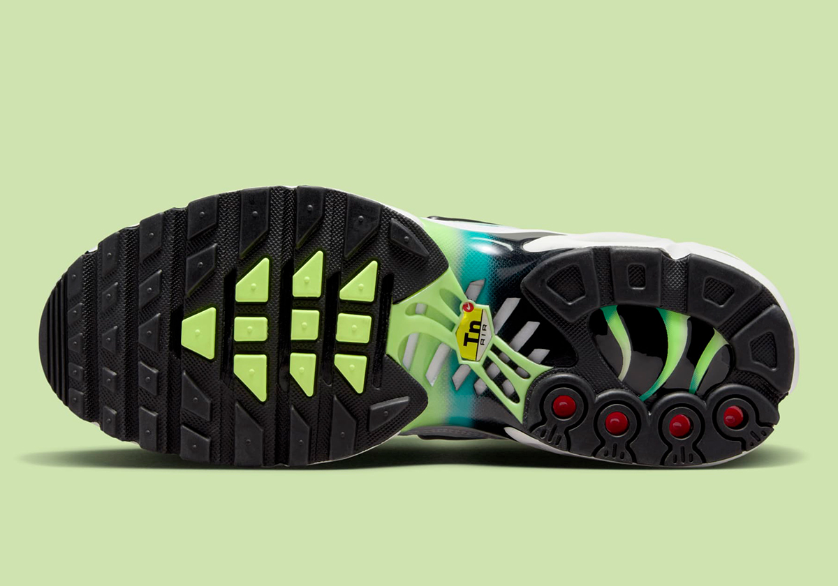 Nike Air Max Plus White Dusty Cactus Barely Volt Dz3670 102 3