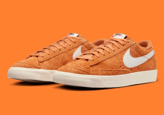 “Russet Orange” Paints A Plush Nike Blazer Low ‘77 Vintage