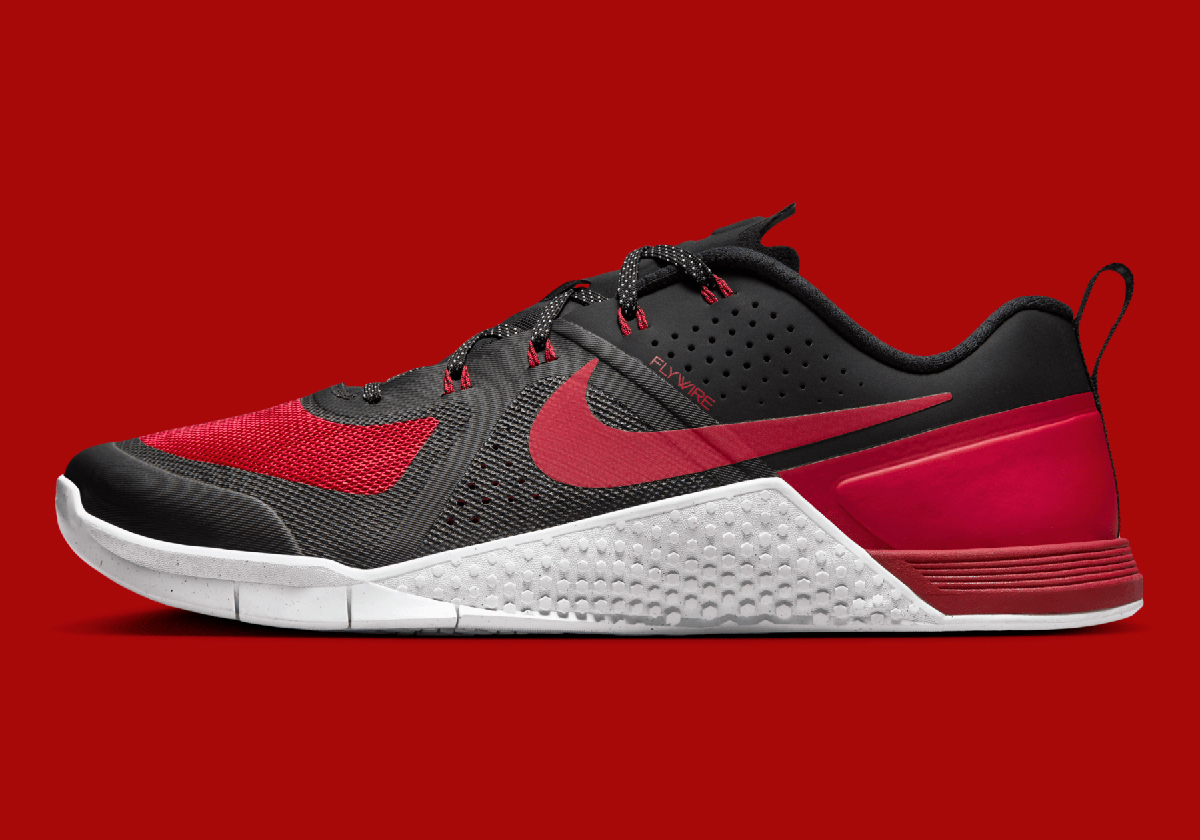 Nike Metcon 1 Banned Fq1854 001 Release Date 6