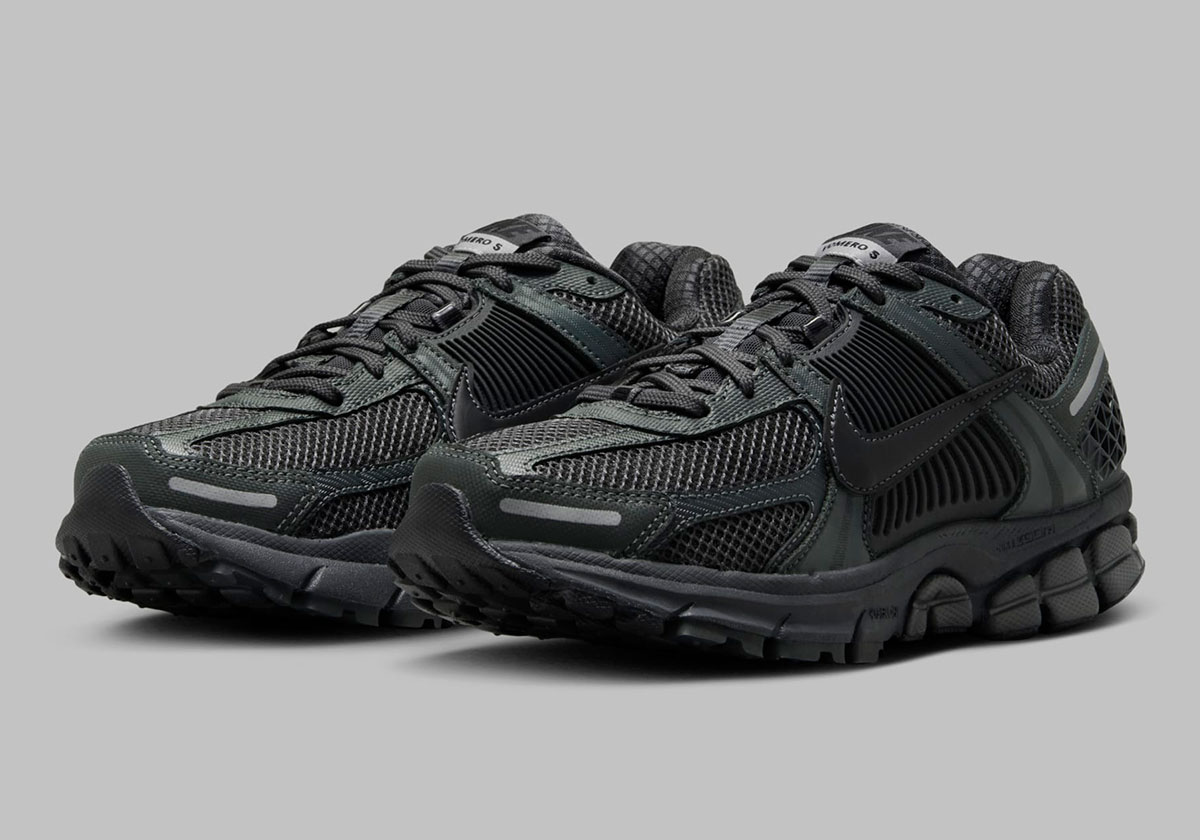 Available Now: Nike Zoom Vomero 5 “Triple Black”