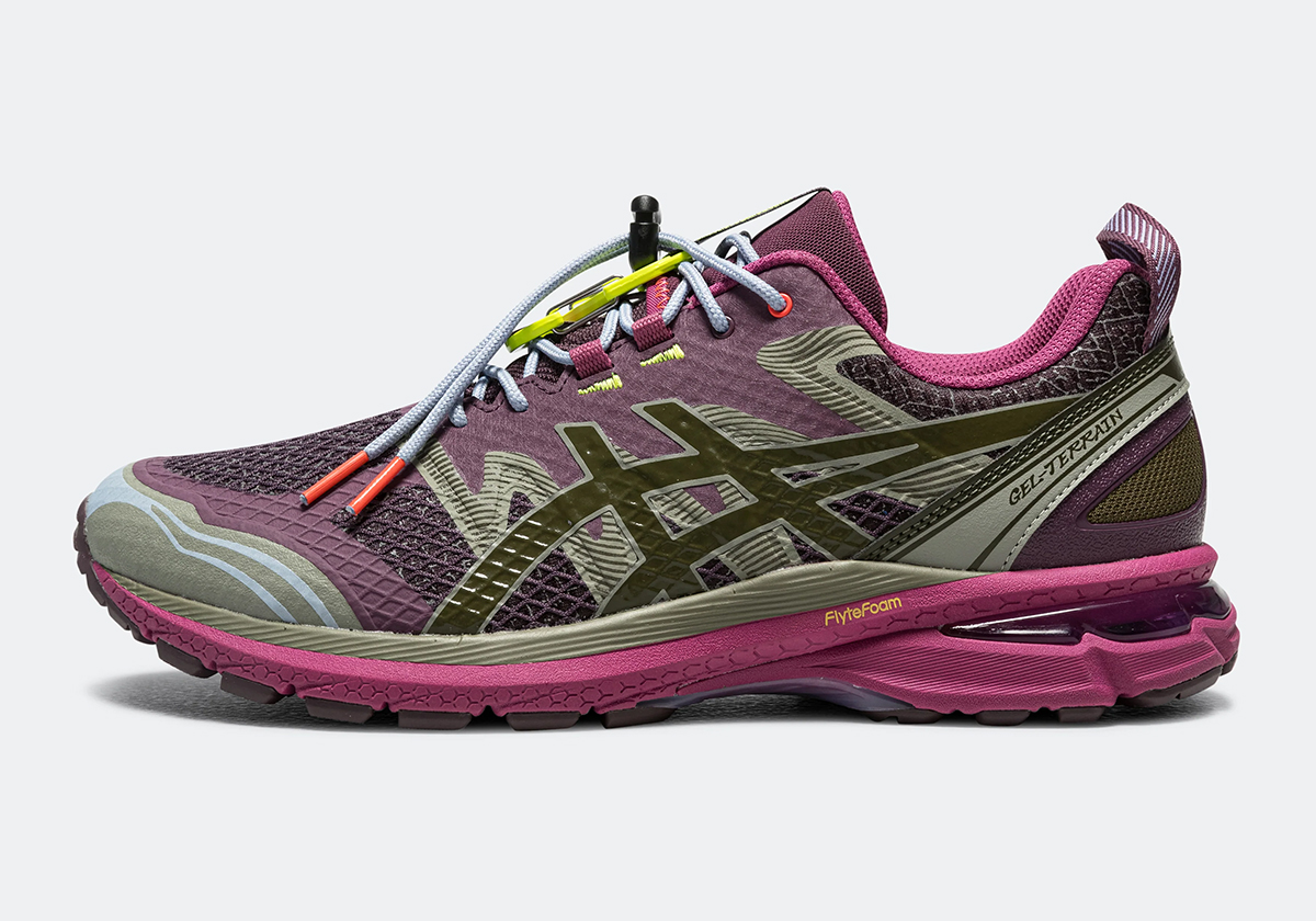 Up There Asics Gel Terrain 1203a520 500 10