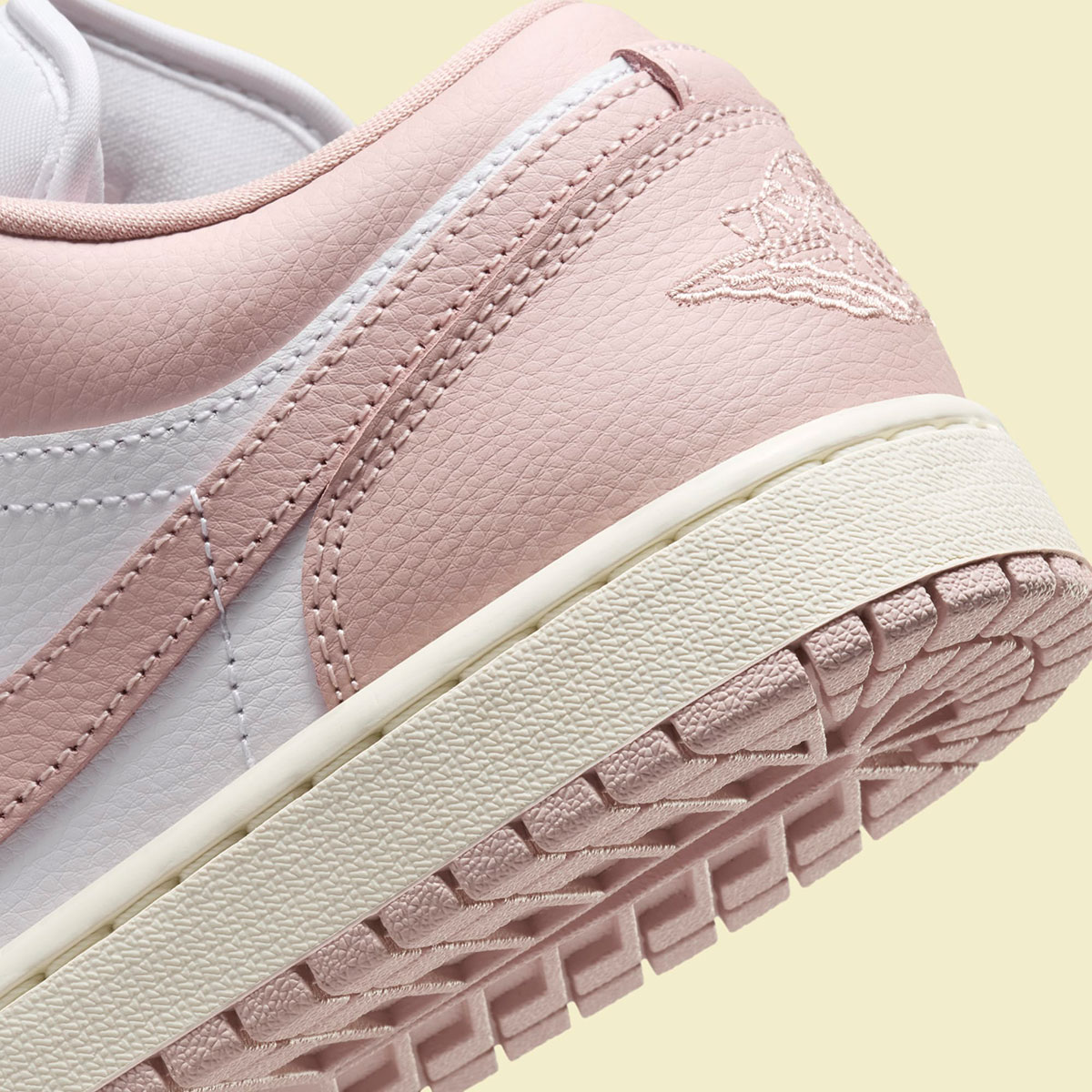 Air Jordan 1 Low Pink White Coconut Milk Dc0774 162 5