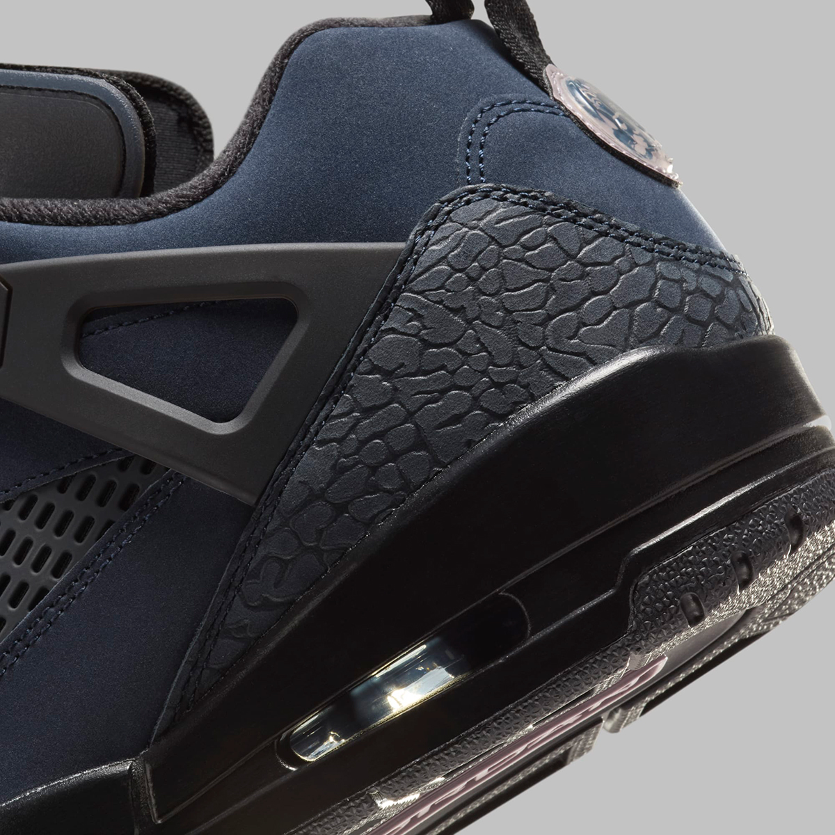 Jordan Spizike Low Dark Obsidian Light Violet Ore Black Anthracite 5