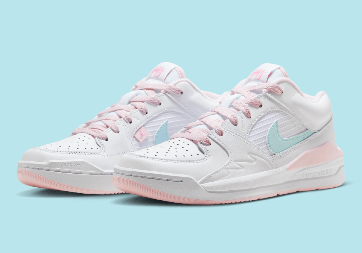 Cotton Candy Colors Appear On The Jordan Stadium 90