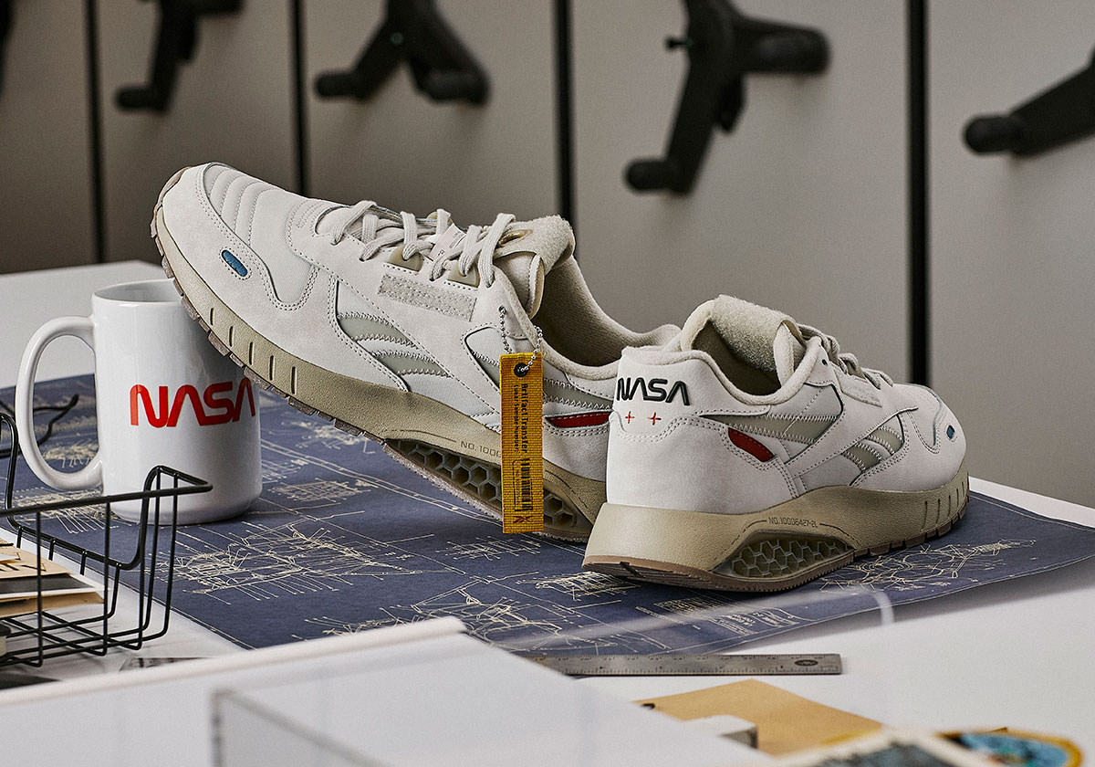 Nasa Reebok Classic Leather Hexalite 100207043 1