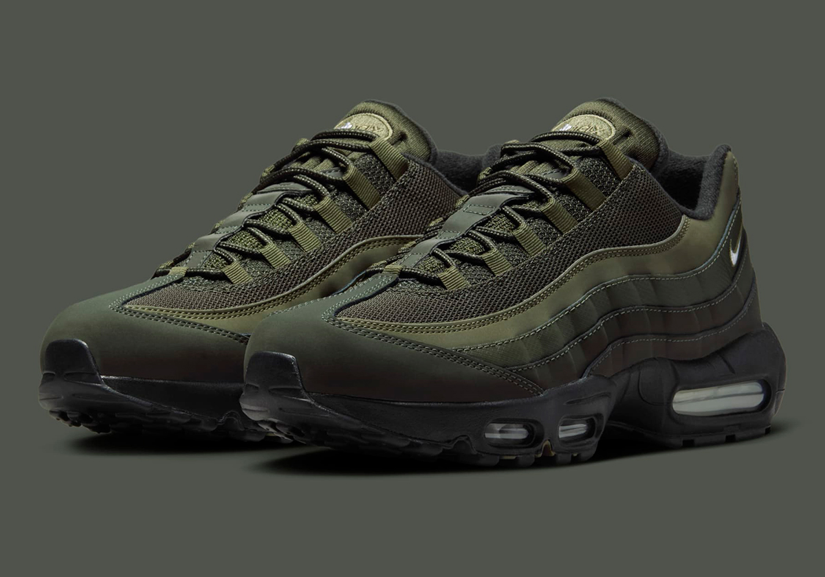 Official Images Of The Nike Air Max 95 “Sequoia”