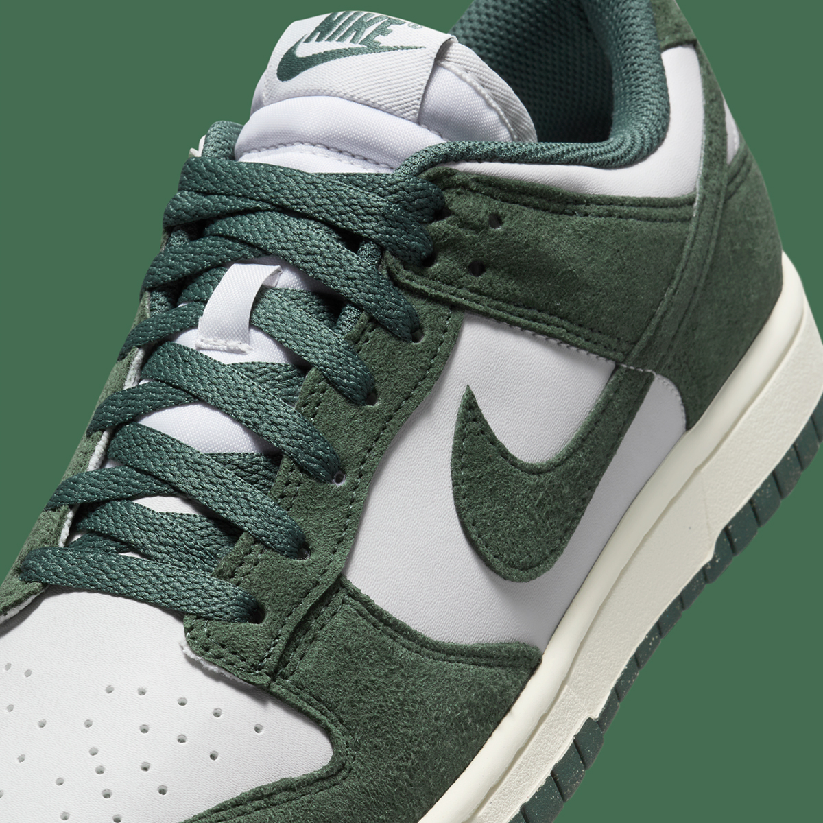 Nike Dunk Low Next Nature Green Suede Hj7673 002 1