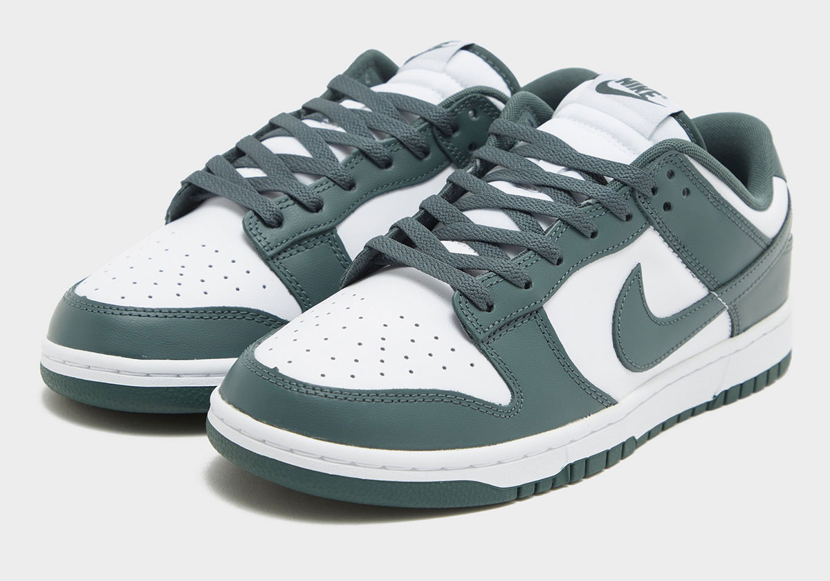 Nike Dunk Low White Vintage Green Dv0833 111 1