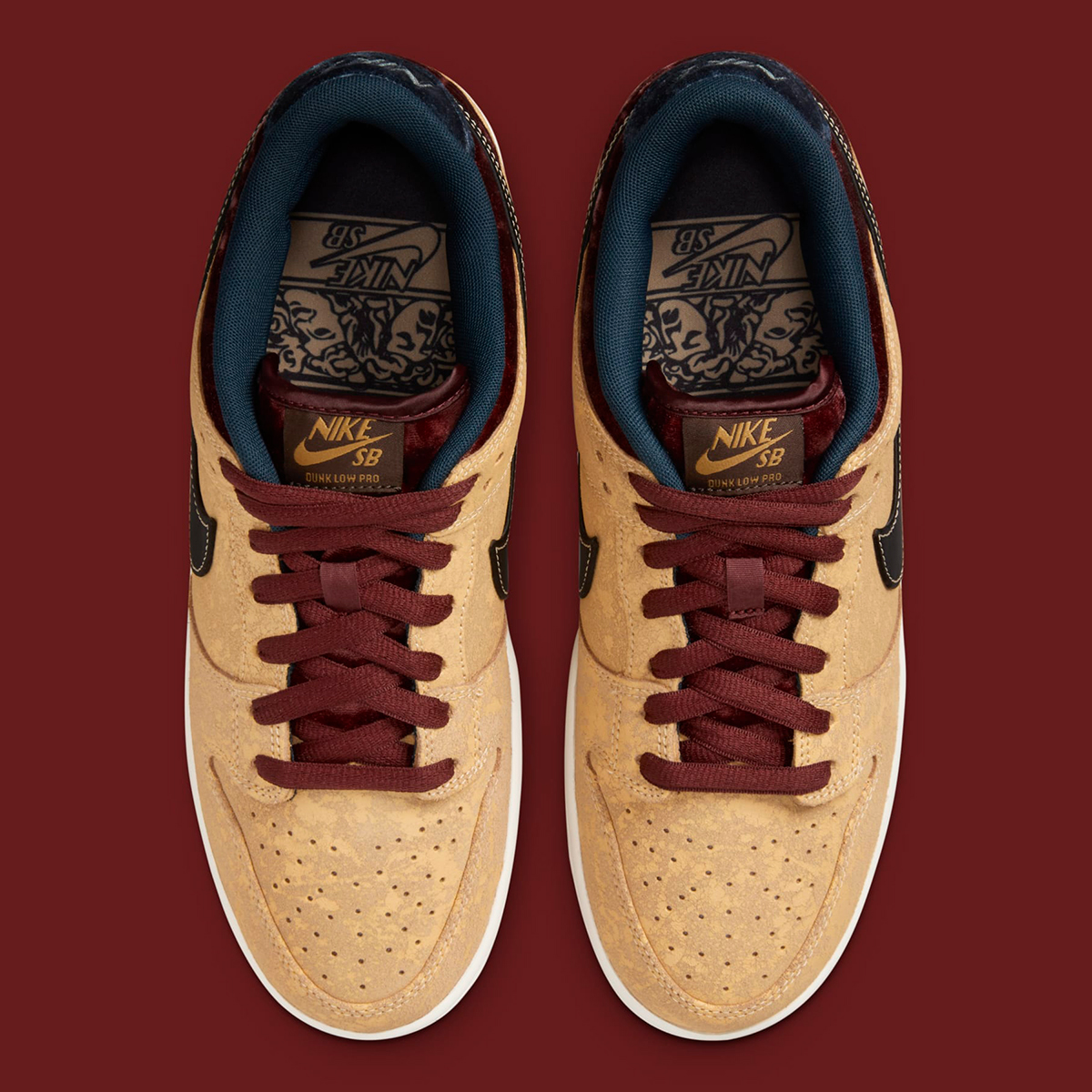 Nike Sb Dunk Low City Of Cinema Fz1278 200 1