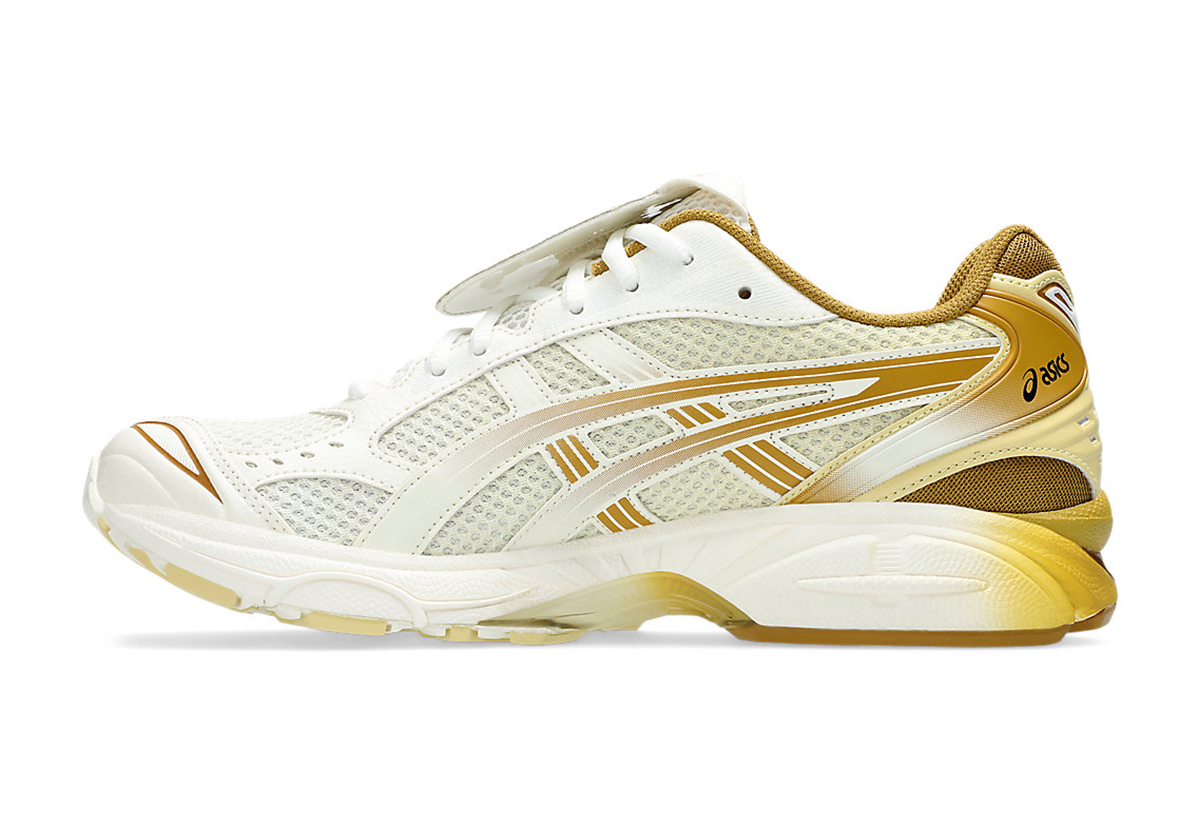 The Museum Visitor Asics Gel Kayano 14 White Gold 1203a528 100 1
