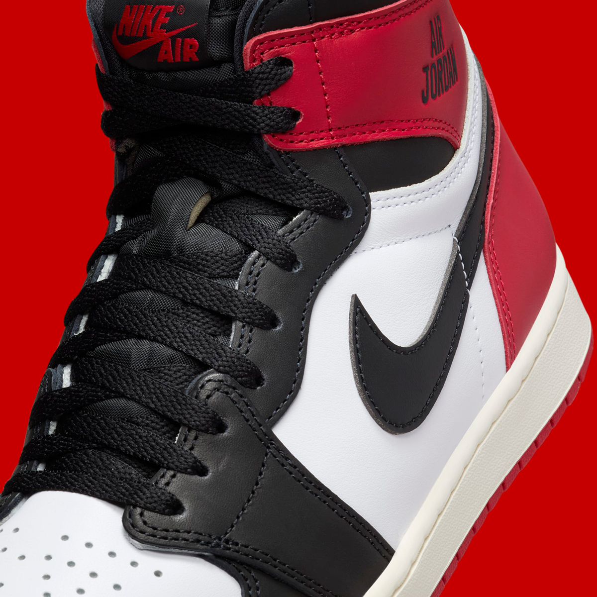 Air Jordan 1 Black Toe Reimagined Dz5485 106 4