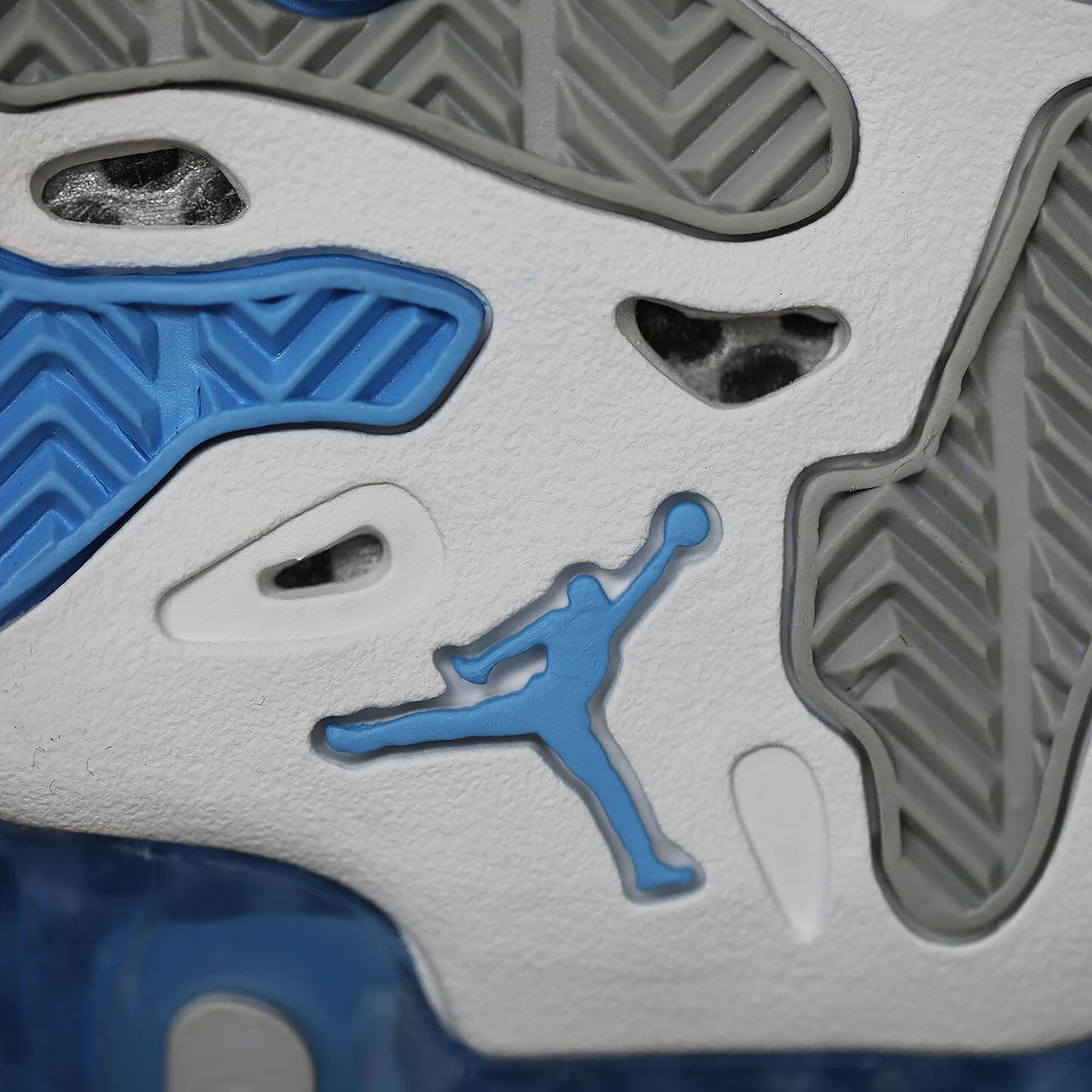 Air Jordan 17 Low Unc Fj0395 140 Release Date 6