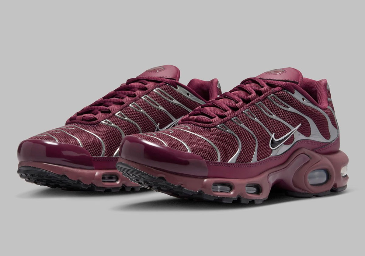 Available Now: Nike Air Max Plus SE "Night Maroon"