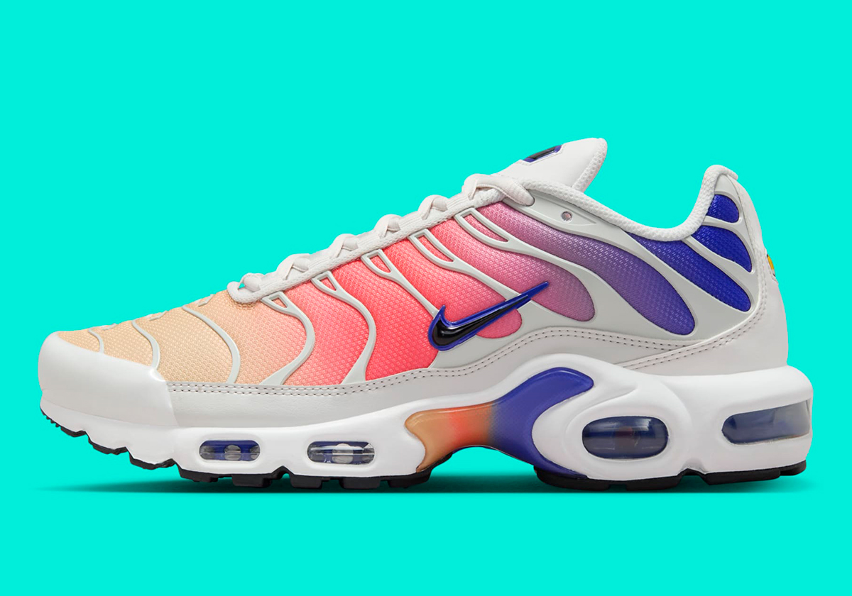 Nike Air Max Plus Platinum Tint Persian Violet Light Wild Mango Dz3670 003 2