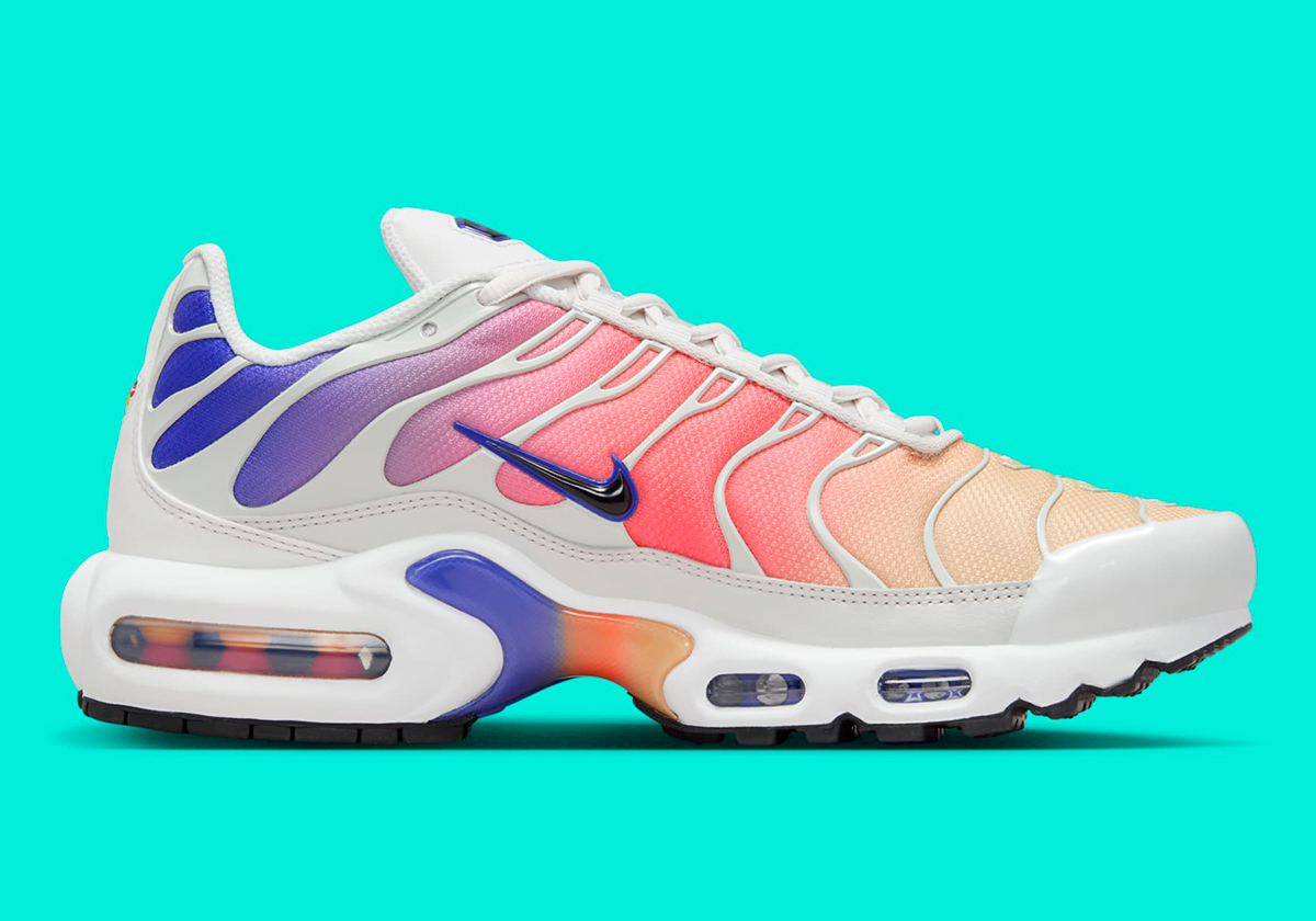 Nike Air Max Plus Platinum Tint Persian Violet Light Wild Mango Dz3670 003 3