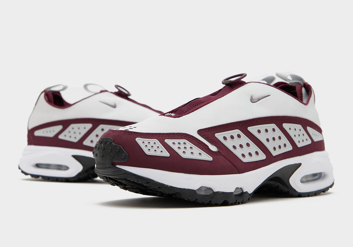 Nike Air Max Sunder White Burgundy Crush Black 1