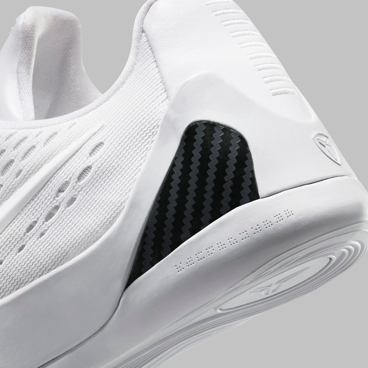 Nike Kobe 9 Em Halo Fv3607 100 Release Date 5