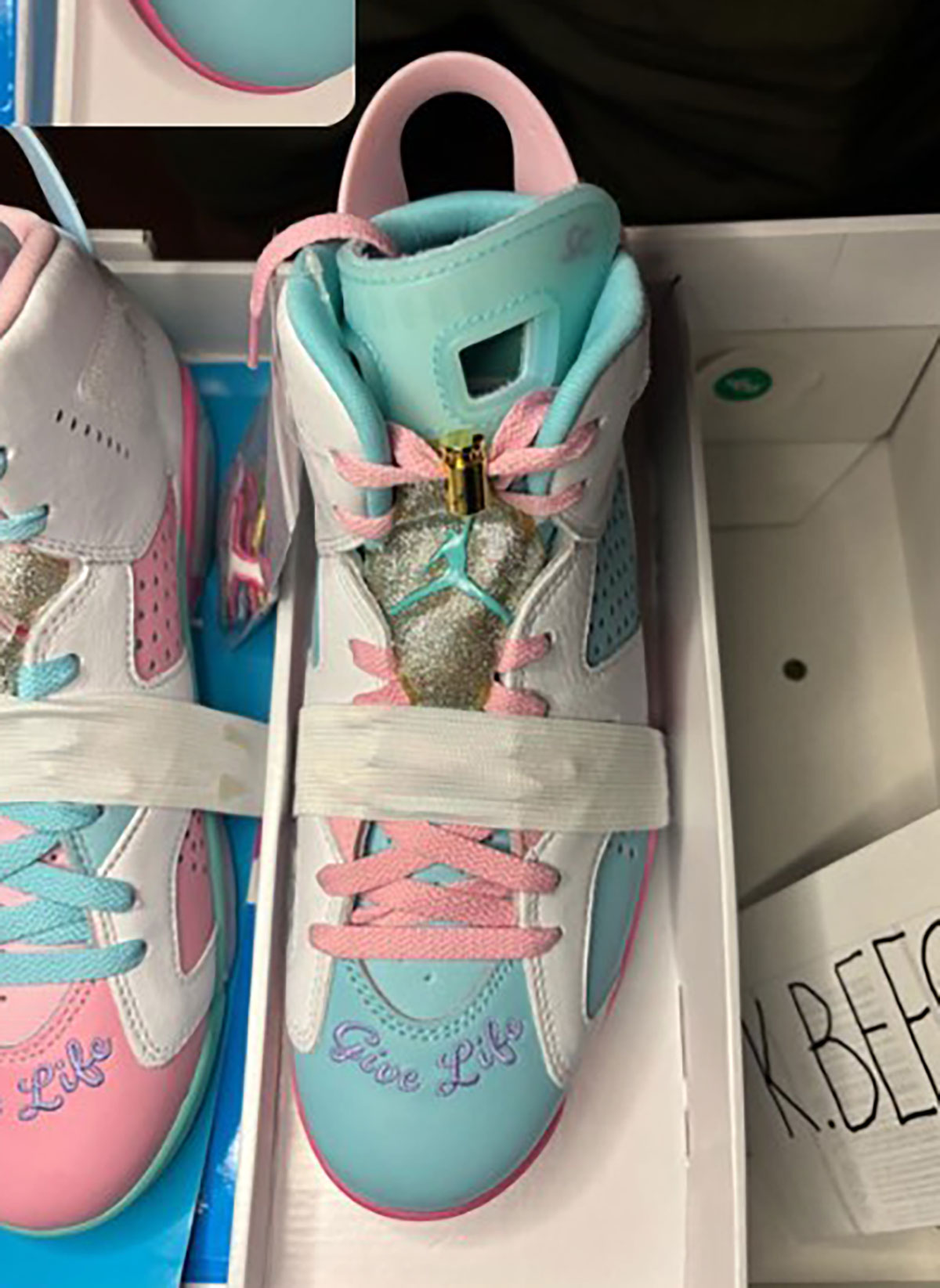Jordan 6 Doernbecher Ib6059 920 4