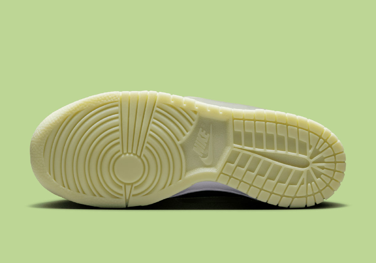 Nike Dunk Low Gs Halloween Glow In The Dark Hq3569 068 7