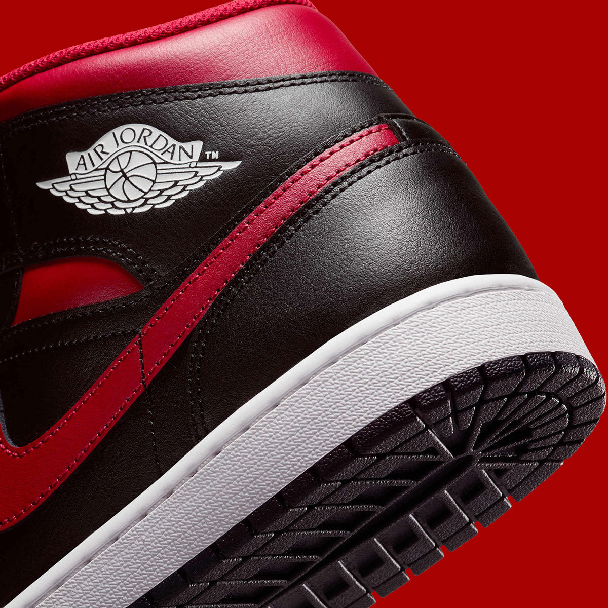 Air Jordan 1 Mid Black Red Dq8426 067 4