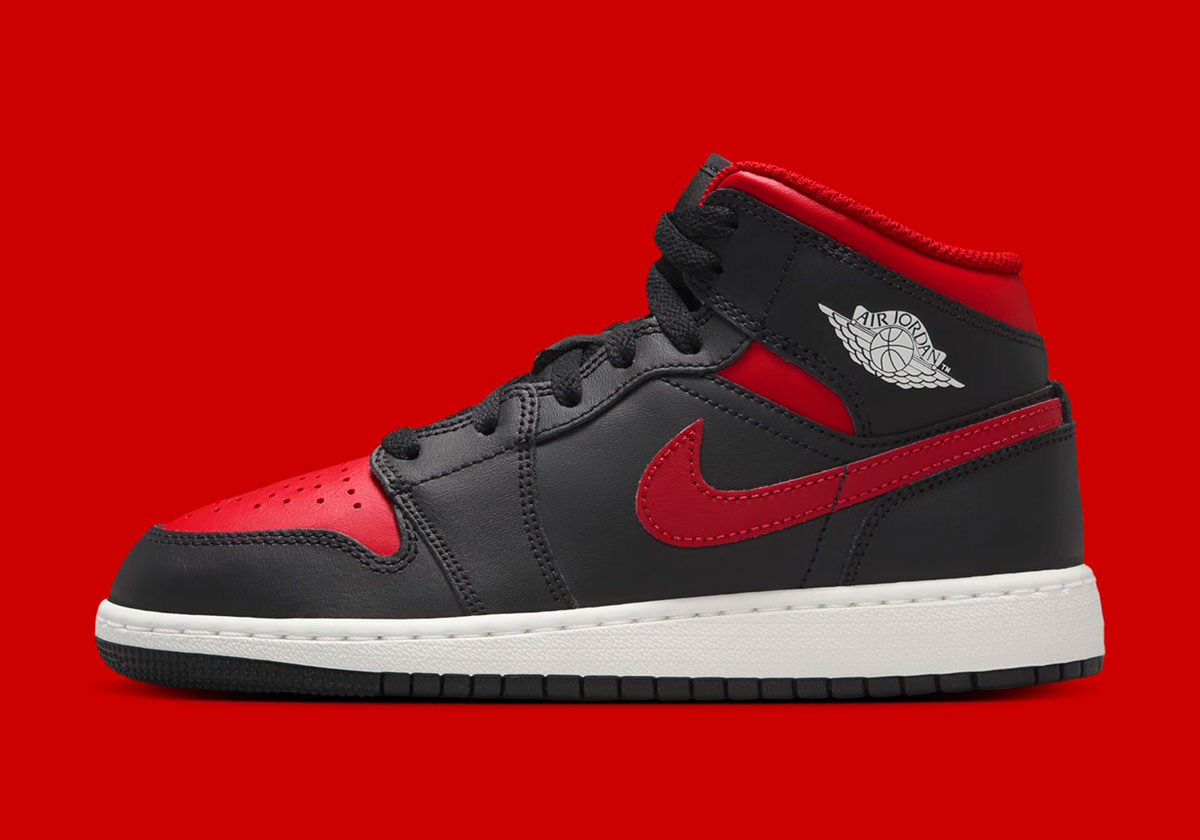 Air Jordan 1 Mid Black Red Dq8426 067 7