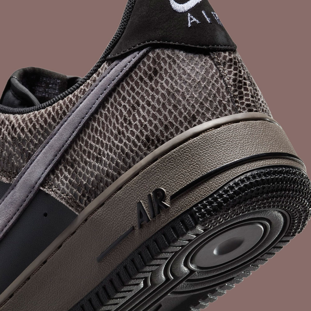 Nike Air Force 1 Low Black Snakeskin Hf2898 001 5