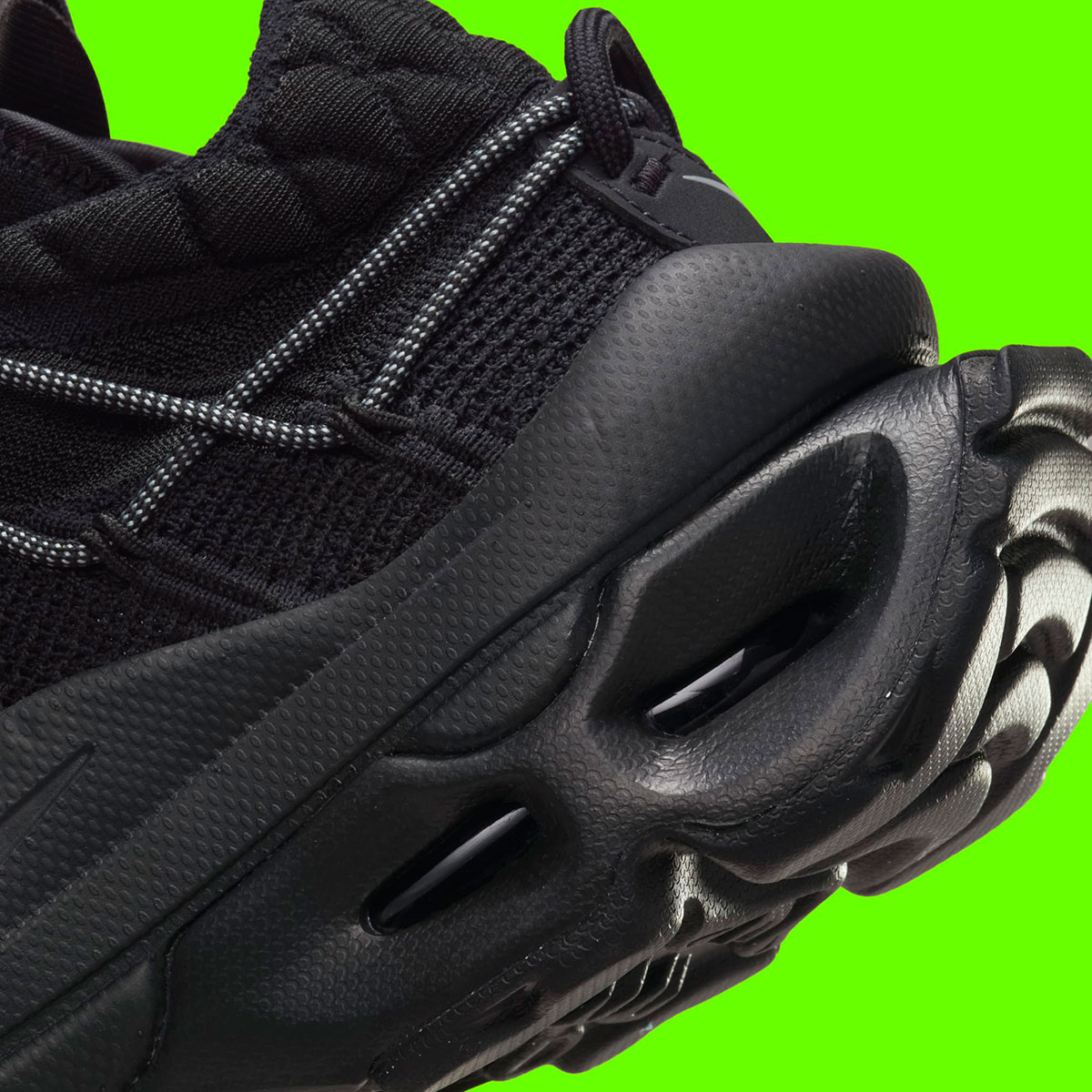 Nike Air Max Flyknit Venture Black Metallic Silver Fd2110 005 5