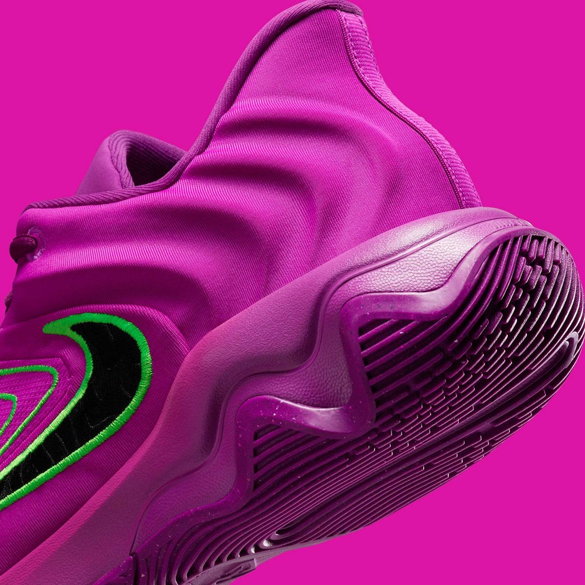 Nike Giannis Immortality 4 Hyper Violet Green Strike Bold Berry Fq3680 501 6