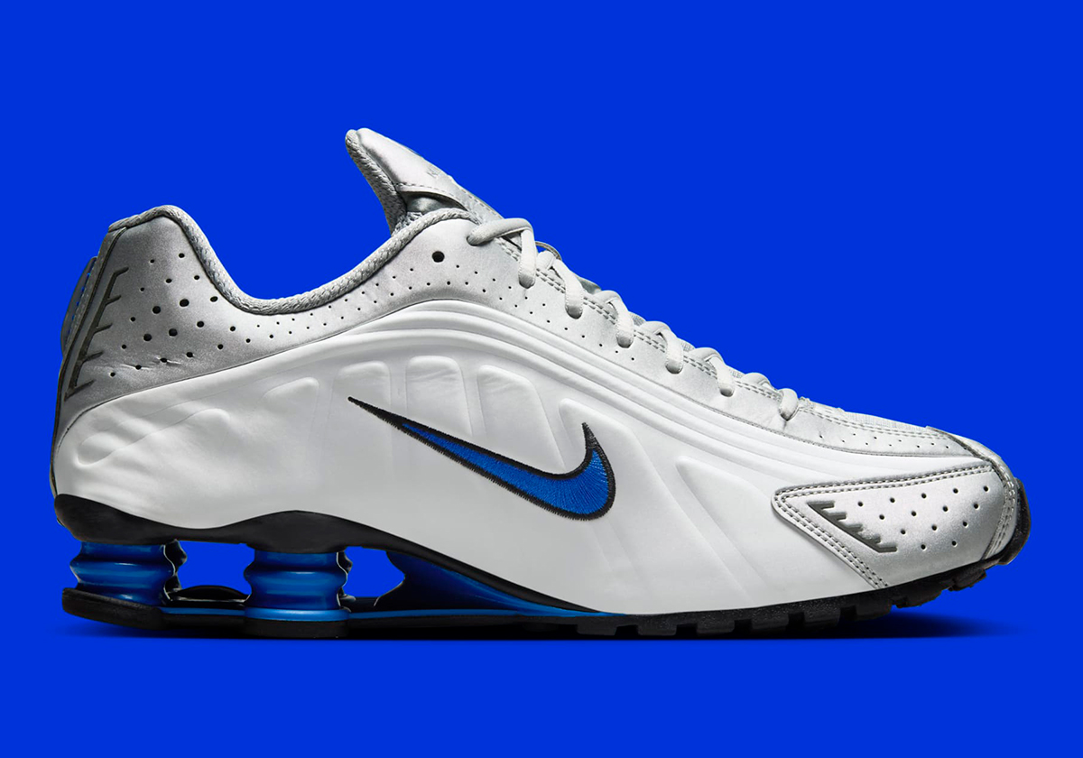 Nike Shox R4 White Metallic Silver Royal Black Hq1988 100 6