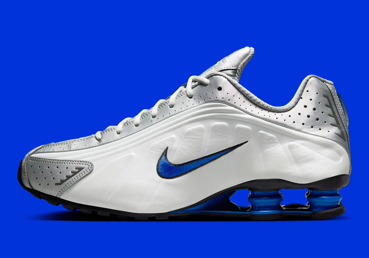 Nike Shox R4 White Metallic Silver Royal Black Hq1988 100 8