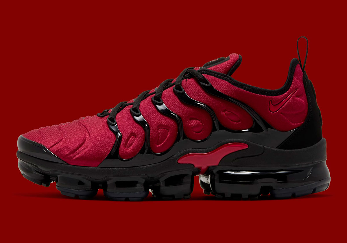 Nike Vapormax Plus University Red Black Cu4863 600 1
