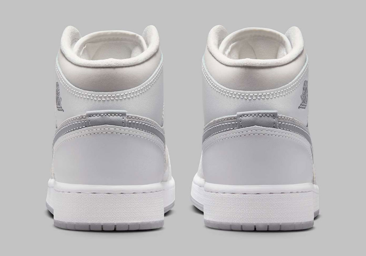 Air Jordan 1 Mid Gs Summit White Photon Dust Metallic Silver Hq3600 121 5