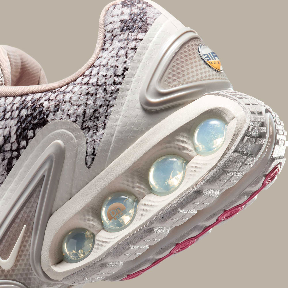 Nike Air Max Dn Snakeskin Hf5512 200 6