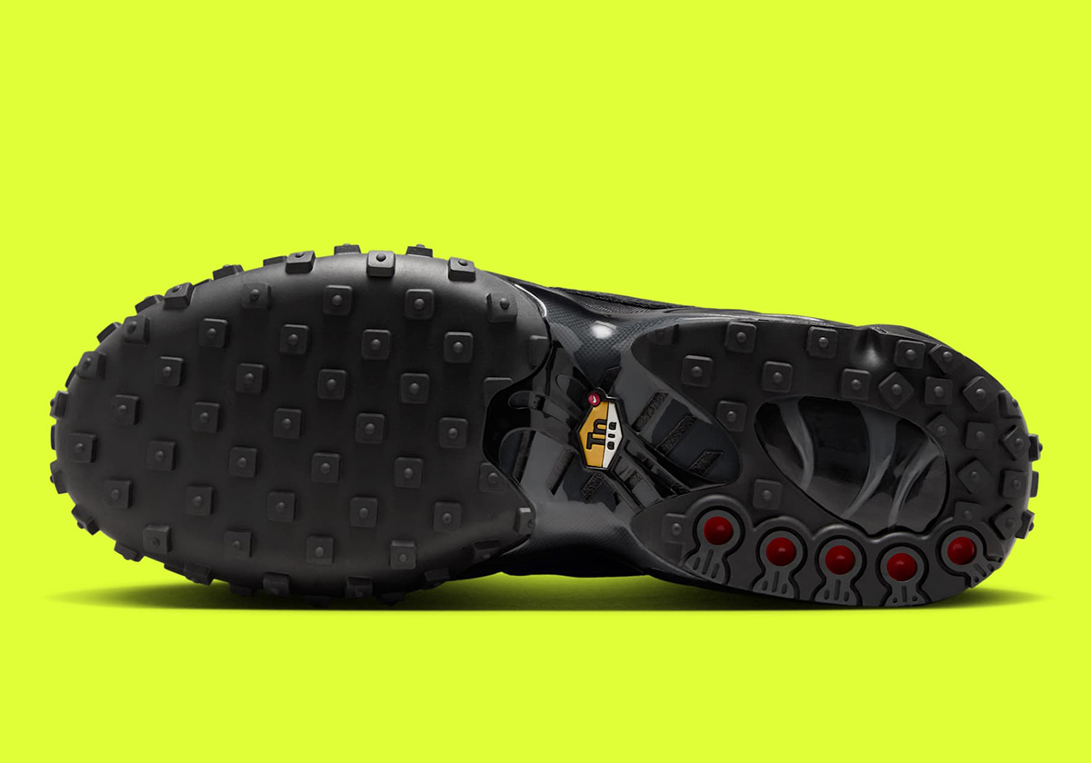 Nike Air Max Waffle Racer Black Fv6946 001 1