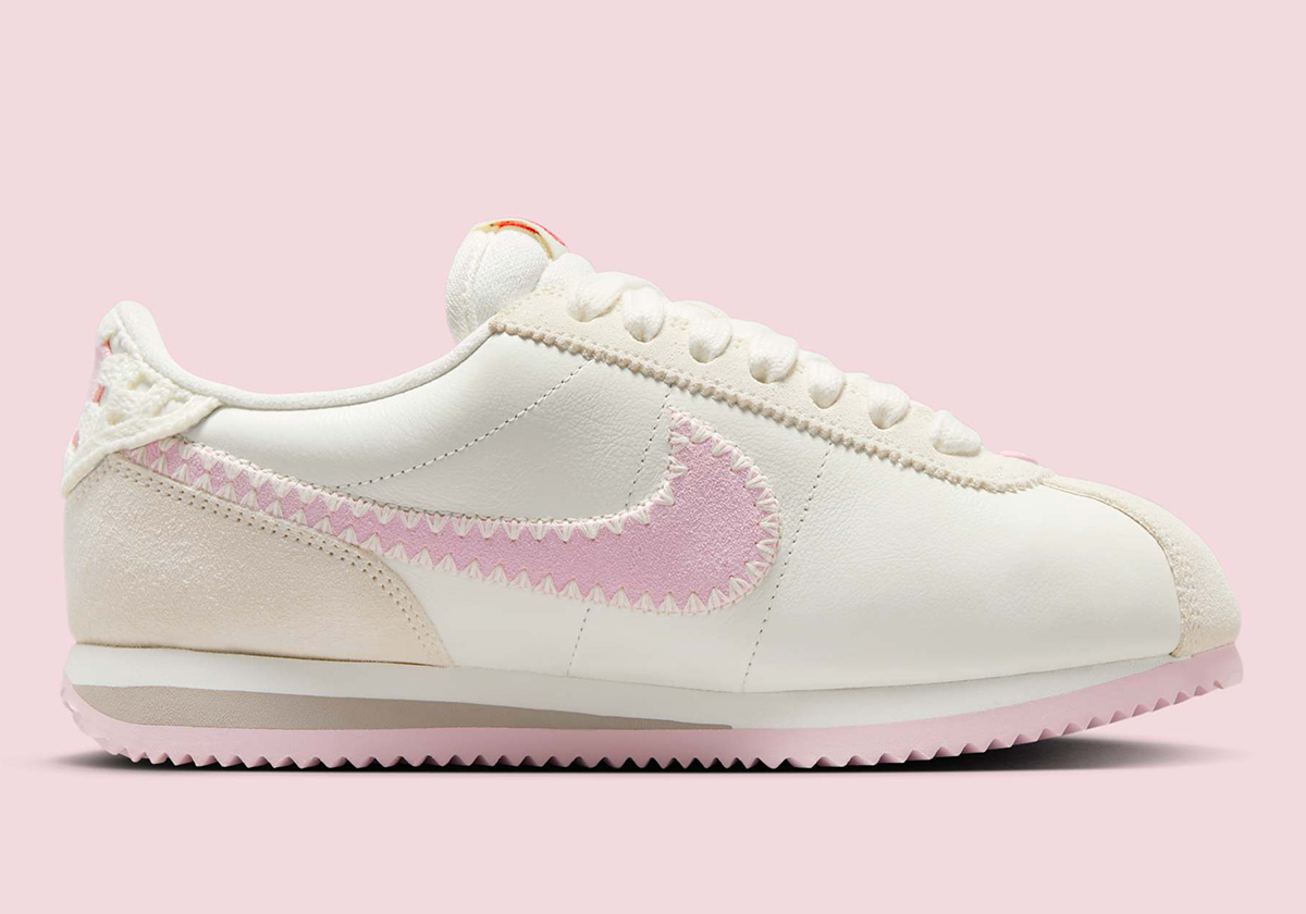 Nike Cortez Valentines Day Hv6012 161 9