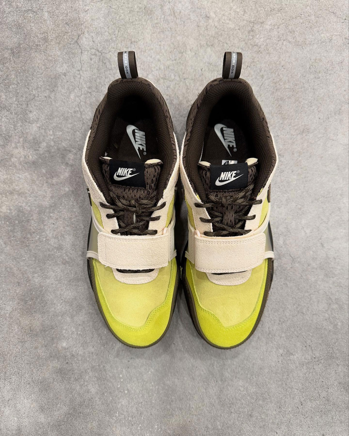 Travis Scott Field Jaxx Limelight Hq3072 300 2