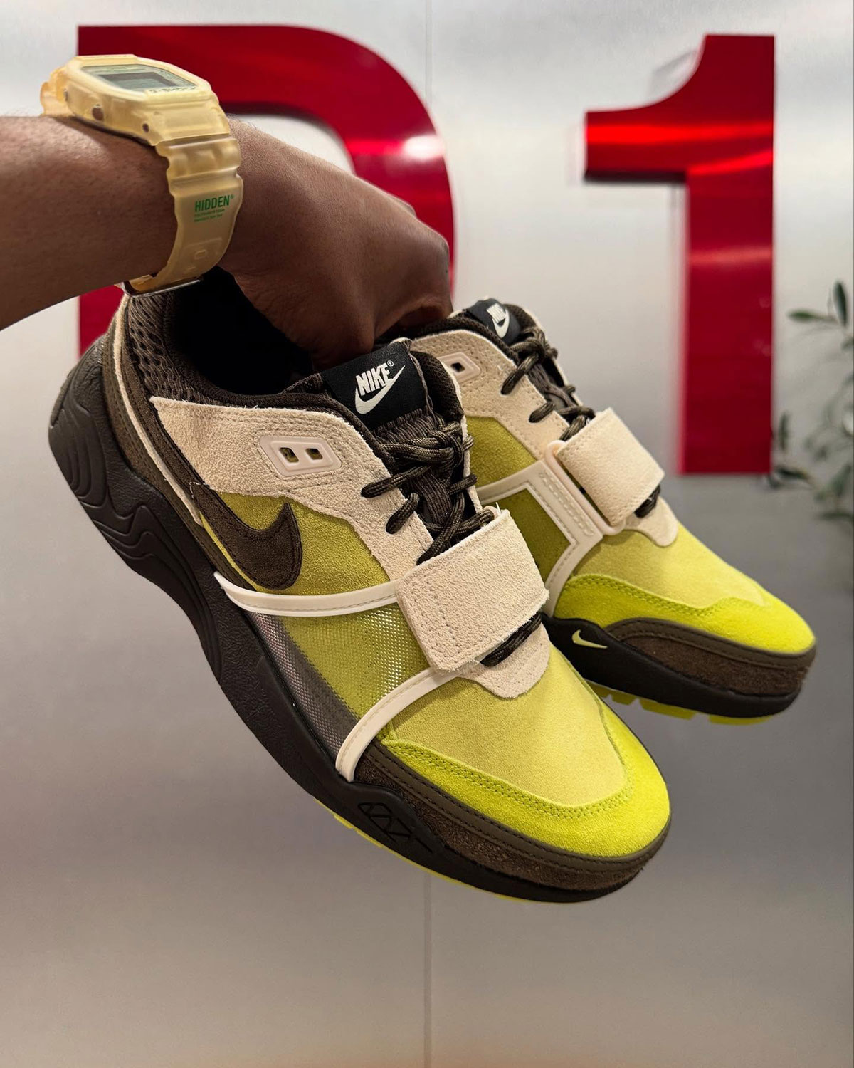 Travis Scott Field Jaxx Limelight Hq3072 300 5