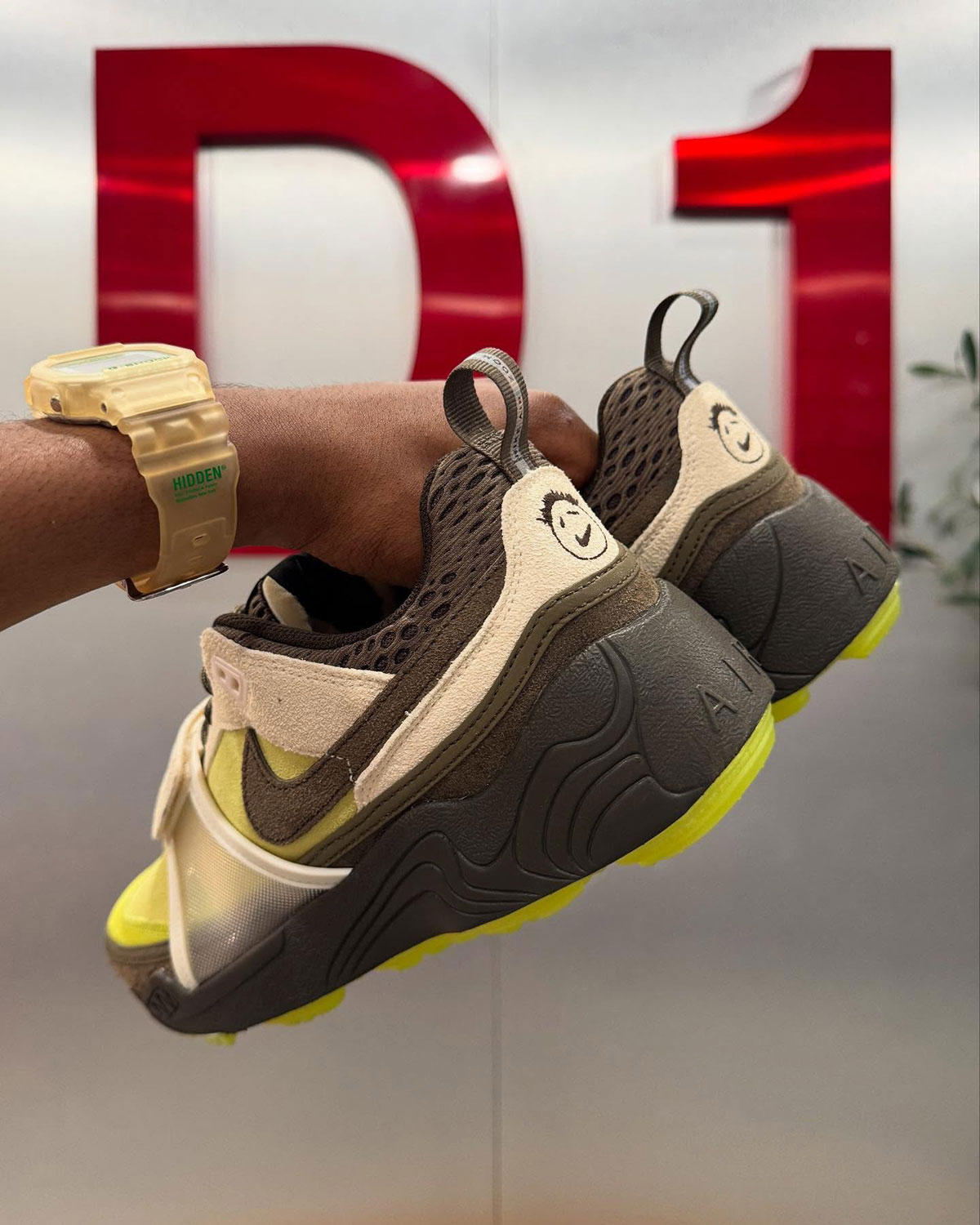 Travis Scott Field Jaxx Limelight Hq3072 300 9