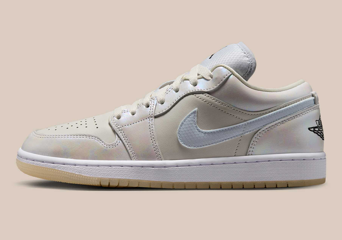 Air Jordan 1 Low Year Of The Snake Hf4080 001 1