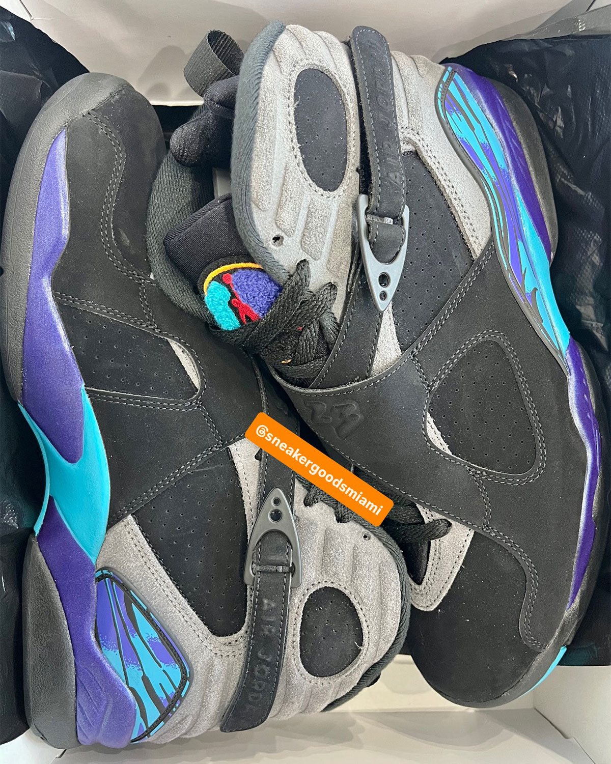 Aqua Jordan 8s 4