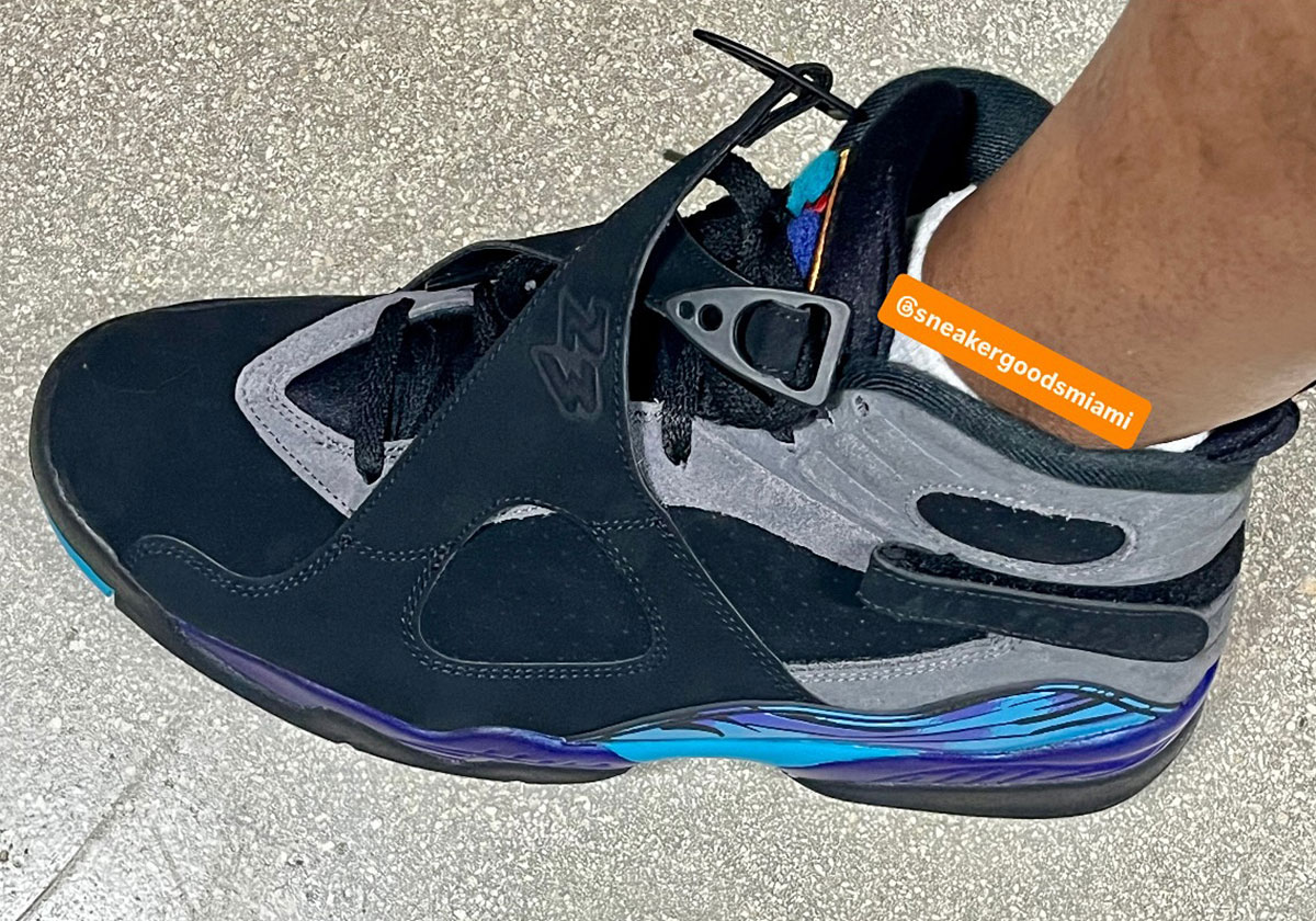 Aqua Jordan 8s 5