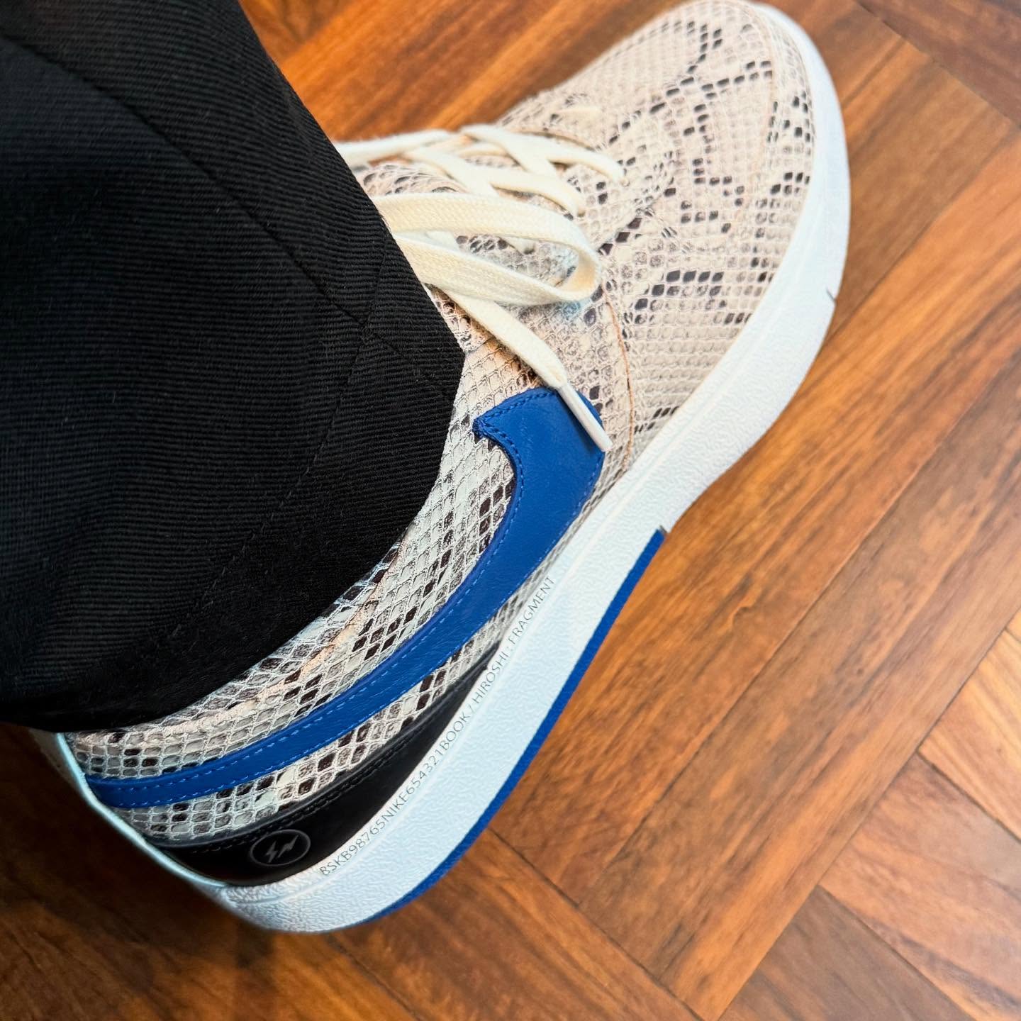 Fragment Nike Book 1