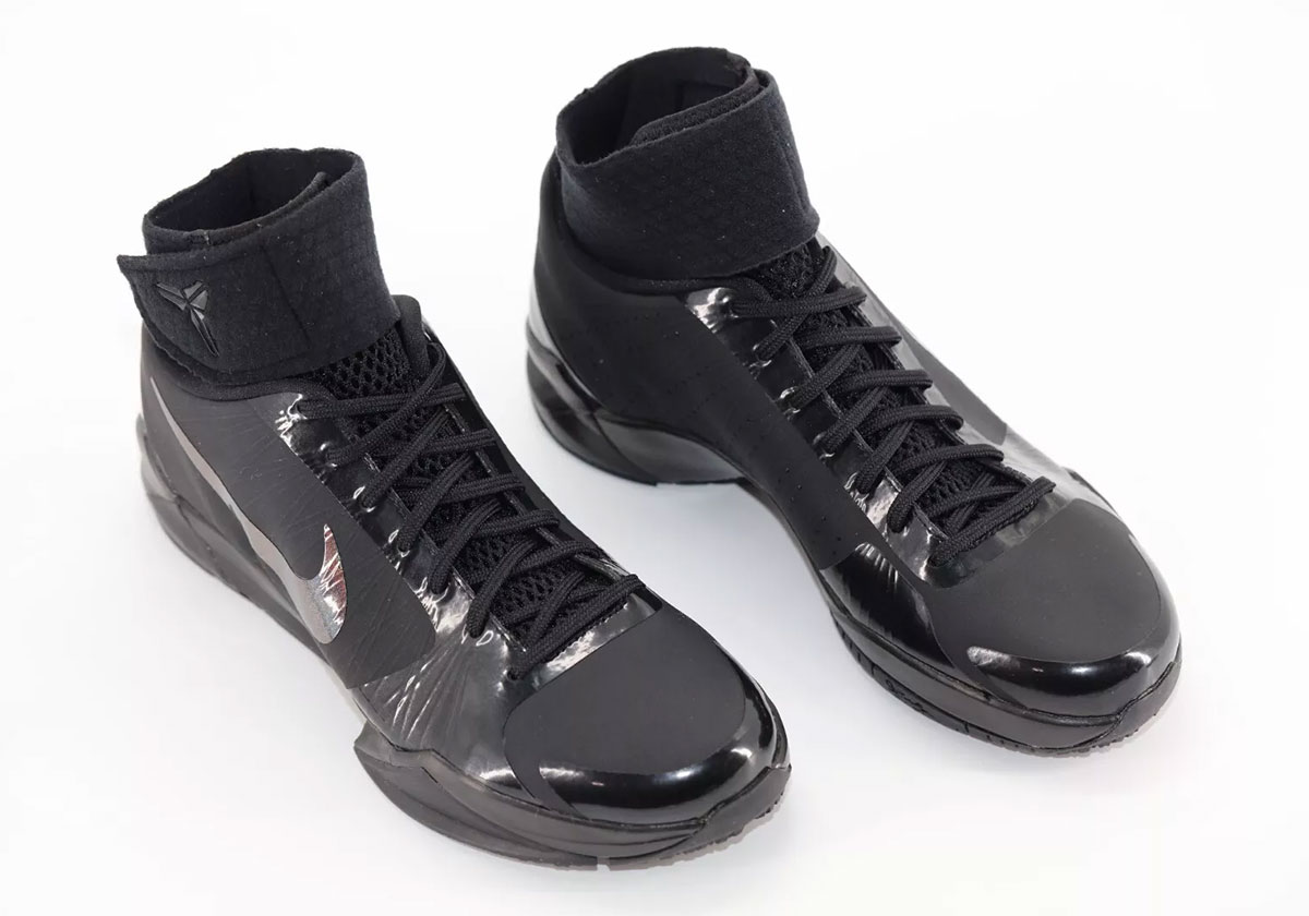 Nike Kobe 5 Supreme 2010 Blackout Sample 3