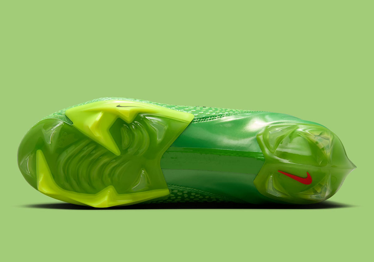 Nike Kobe 6 Grinch Cleats Vapor Edge Hq1644 300 3