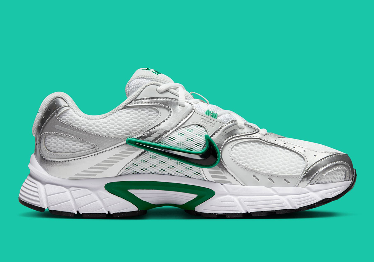 Nike V5 Rnr White Metallic Silver Malachite 1